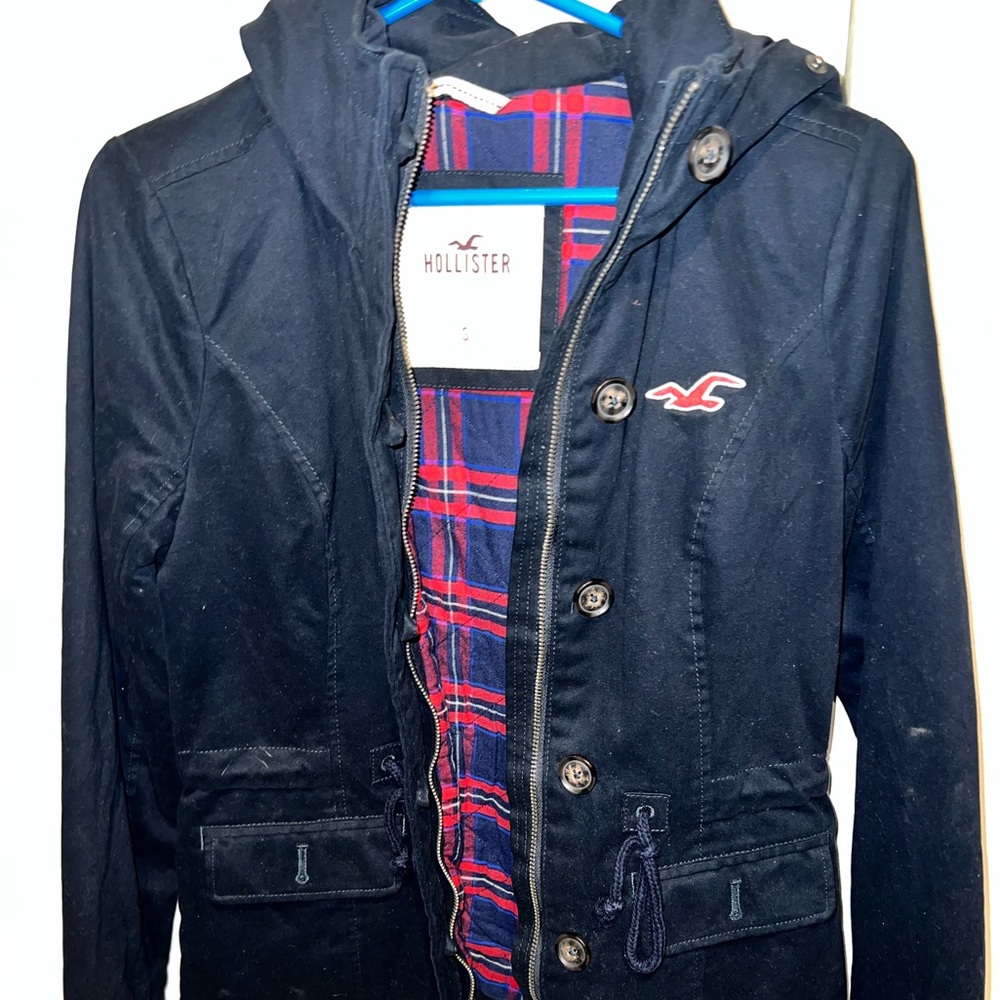 Mint condition juniors Hollister jacket- size small navy blue